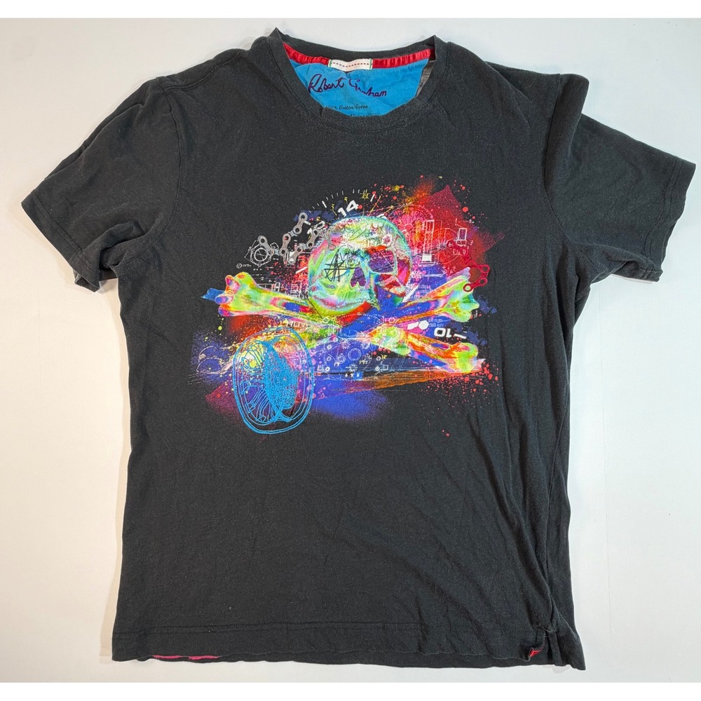 Robert Graham Mens Black Skull Crossbones Graphic T-Shirt Size Medium Cotton